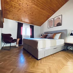  Apartment Cirjak