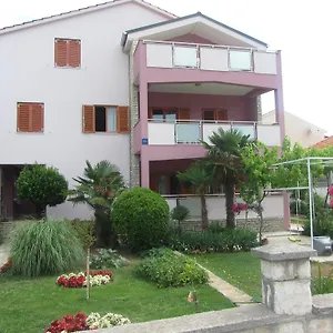  Apartment Karlo & Ema